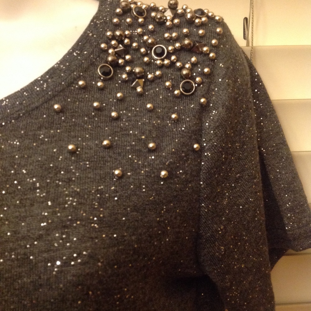 Glitzy Dark Gray Embellished Top  ❤️